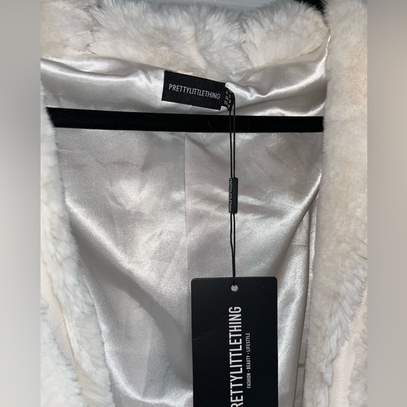 PLT Faux Fur Bubble Coat - Picture 4 of 6